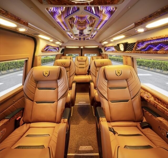 A limousine mini bus can be very luxurious
