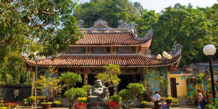 Tam Thai Pagoda, an ancient pagoda built during the Le Dynasty, is located on Water Mountain