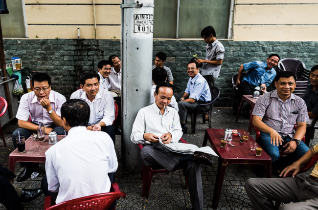 you will see pop up cafes when you walk down the street in Vietnam