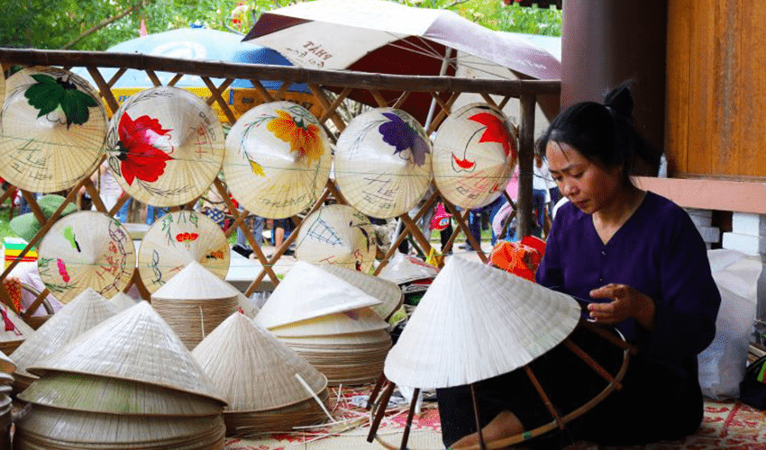 Vietnamese Souvenirs: Conical Hat