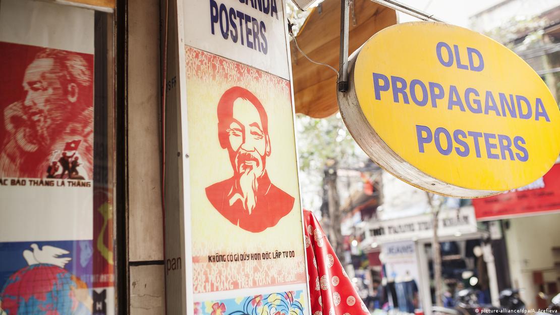 Vietnamese Souvenirs: Propaganda Posters