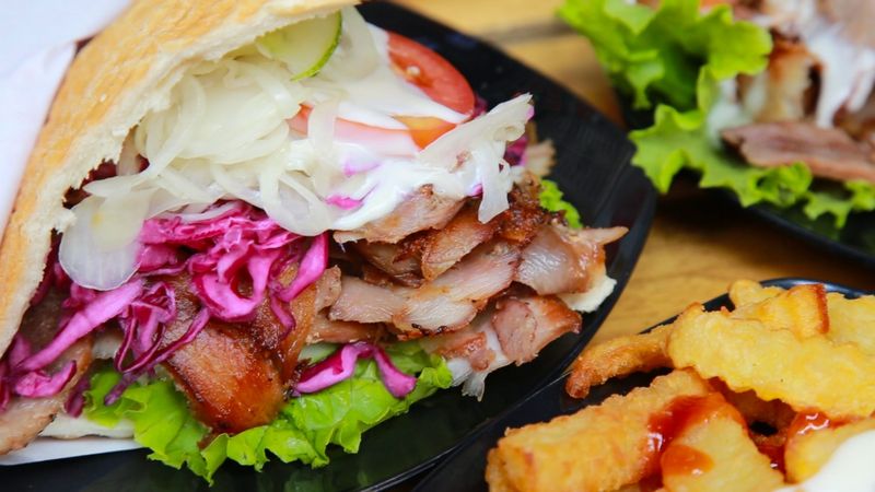 The "Duc Long" Doner Kebab shop - is an excellent choice for a delicious and affordable meal in the city