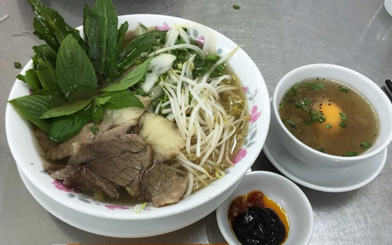Pho Hien 1985 is one of the best pho in Ho Chi Minh City