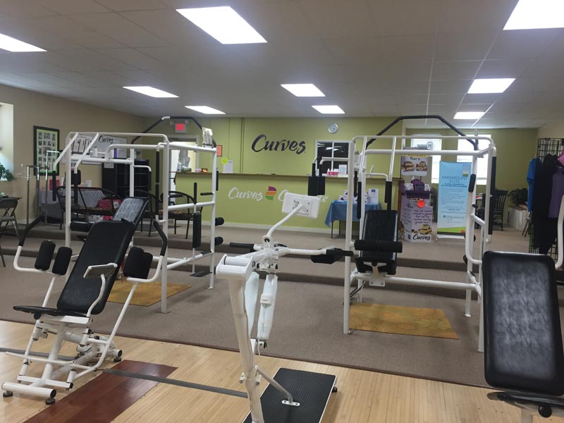 Curves stands out as a specialized gym in Ho Chi Minh City catering to women