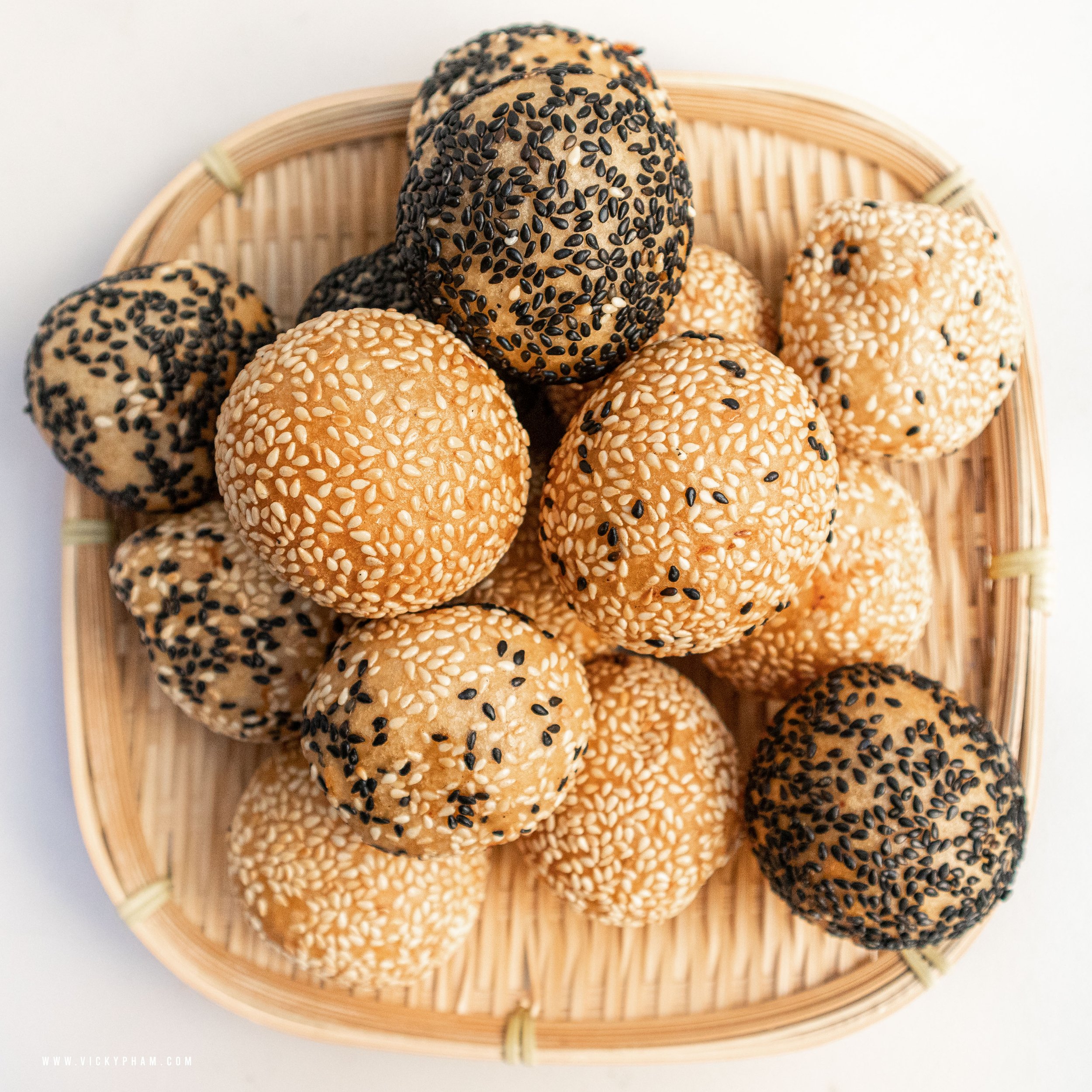 Bánh Rán is known as a deep-fried glutinous rice ball from northern Vietnamese cuisine