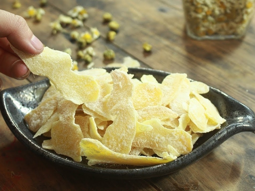 Mứt Gừng is not only known as a snack but also a natural remedy for digestion and immunity