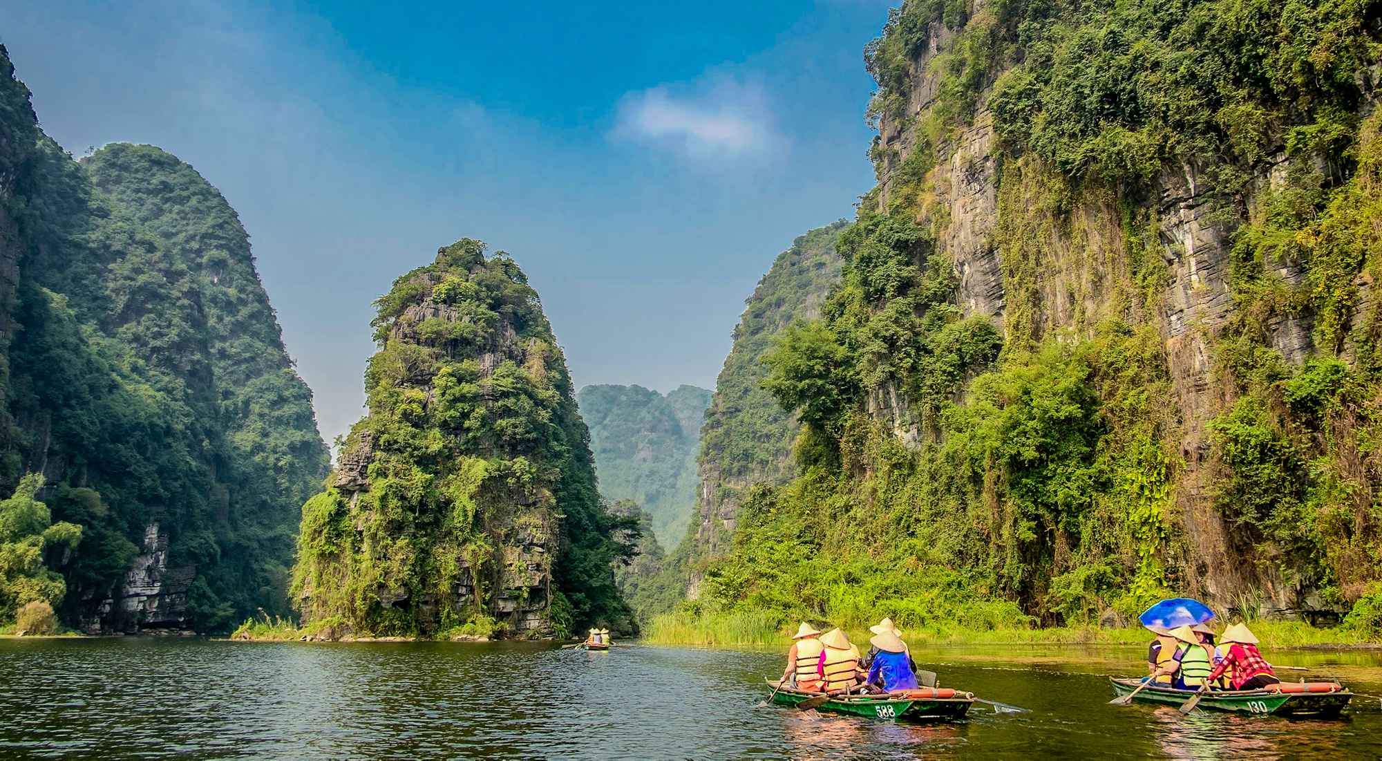 The ideal time to visit Cuc Phuong National Park is in the dry seasons, which runs from October through February because of the pleasant, mild weather.