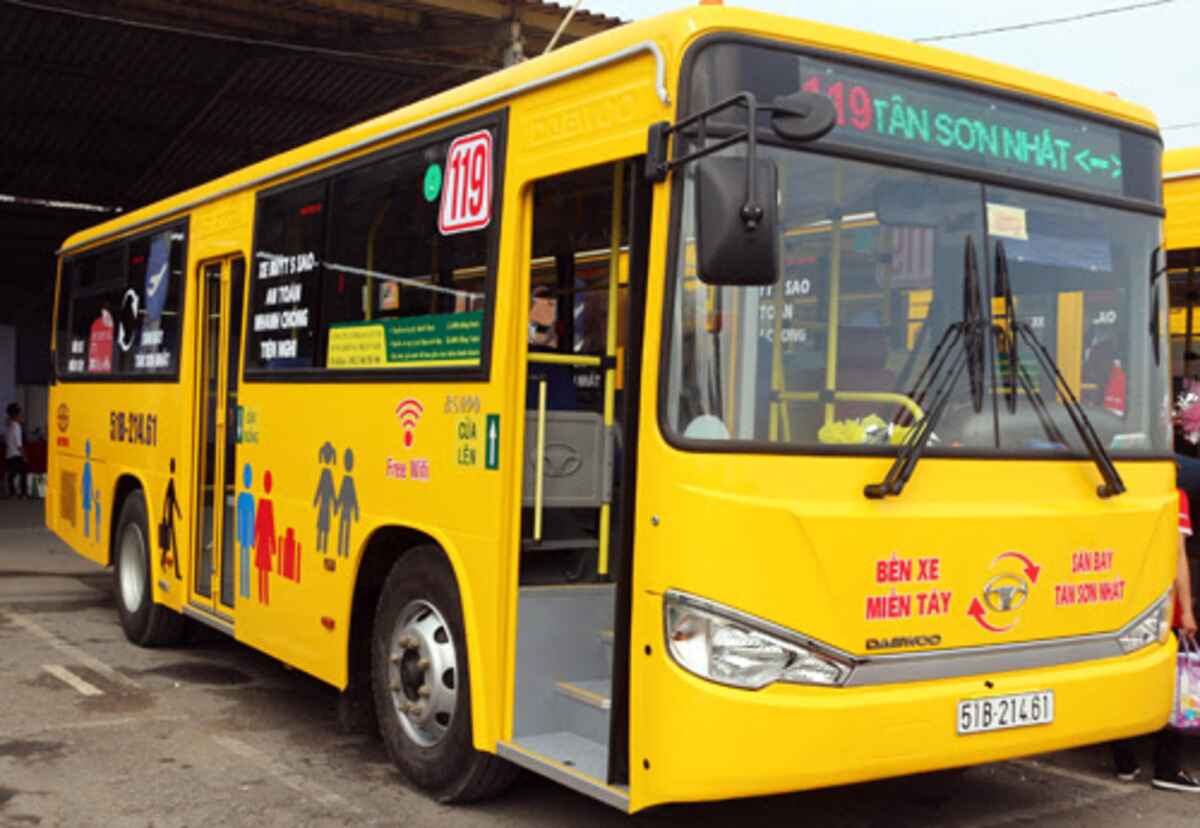 The shuttle bus is a cheap and easy option for getting to and from Nha Trang town